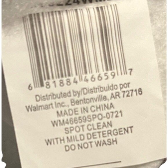 Holiday Time 20" Gray Shark Christmas Stocking with Teeth EUC - Picture 3 of 6